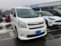 2009 Toyota Noah