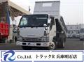 2013 Isuzu Elf Truck