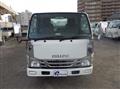 2013 Isuzu Elf Truck
