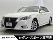 2013 Toyota Crown Hybrid