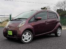 2010 Mitsubishi i