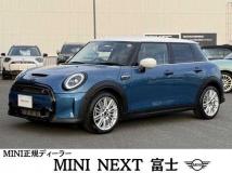 2021 BMW MINI
