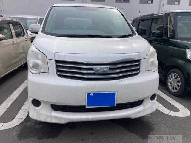 2011 Toyota Noah
