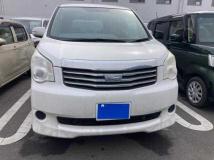 2011 Toyota Noah