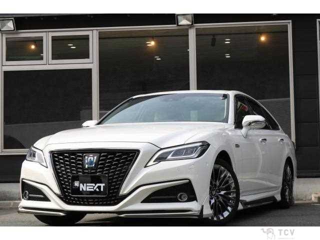 2018 Toyota Crown Hybrid