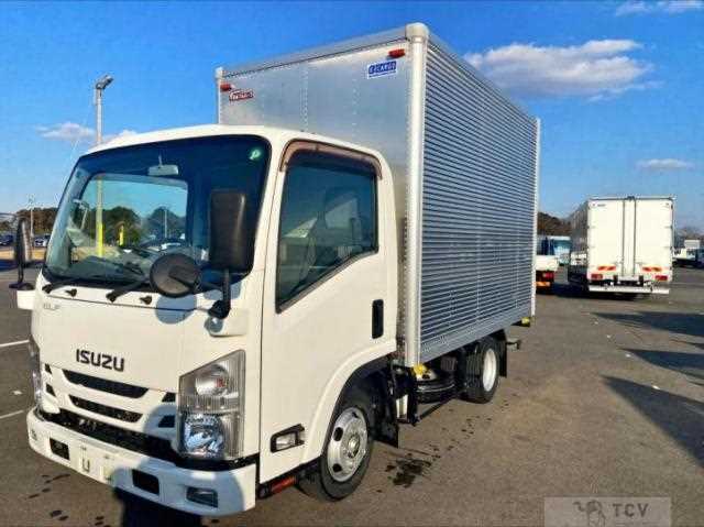 2020 Isuzu Elf Truck
