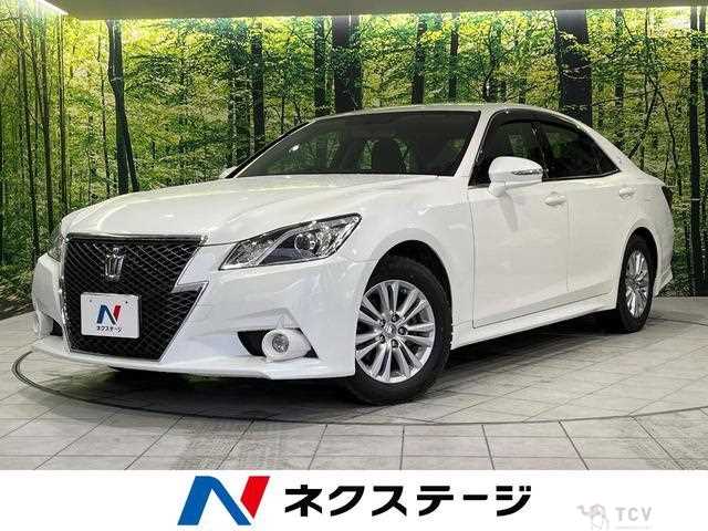 2013 Toyota Crown