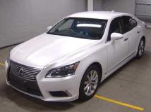 2016 Lexus LS