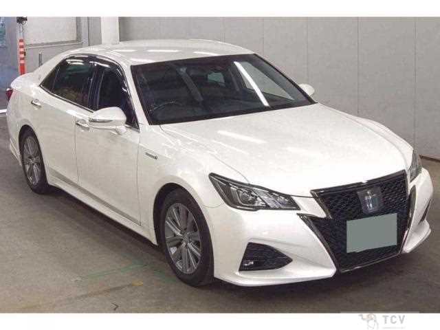 2017 Toyota Crown Hybrid
