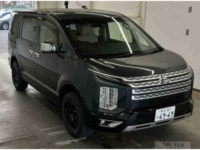 2022 Mitsubishi Delica D5