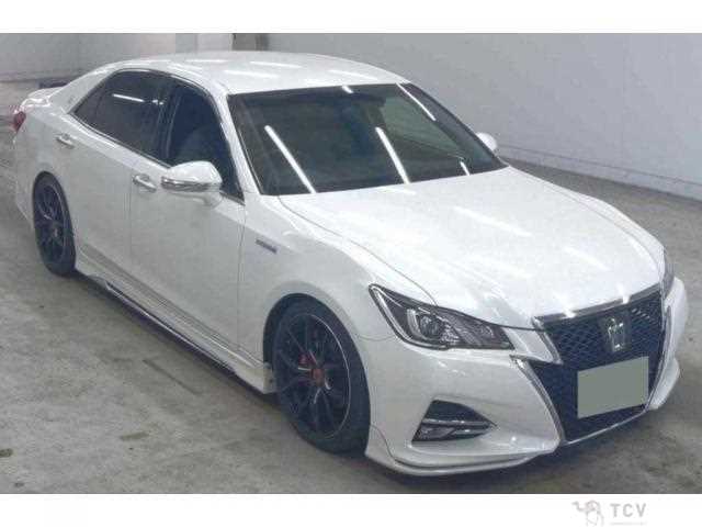 2016 Toyota Crown Hybrid