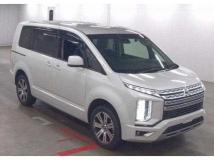2021 Mitsubishi Delica D5