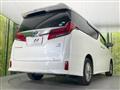 2020 Toyota Alphard Hybrid