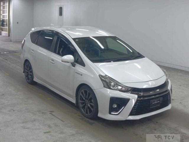 2015 Toyota PRIUS α