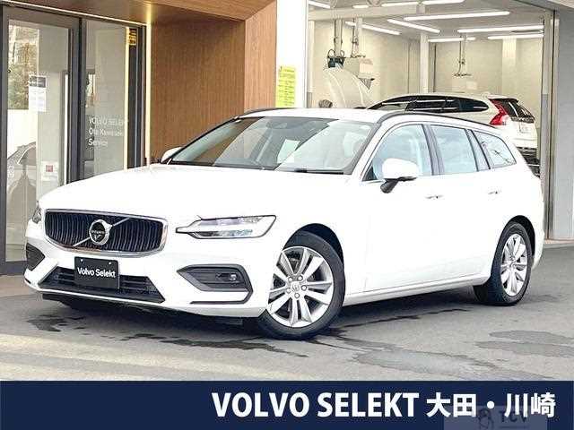 2022 Volvo V60