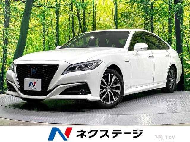 2018 Toyota Crown Hybrid