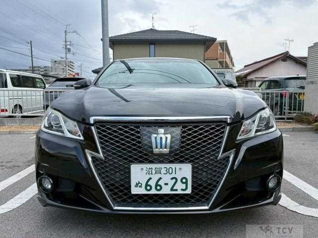 2014 Toyota Crown Hybrid