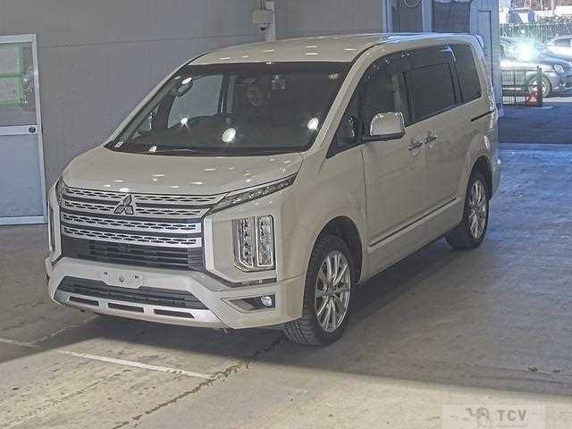 2021 Mitsubishi Delica D5