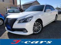 2014 Toyota Crown