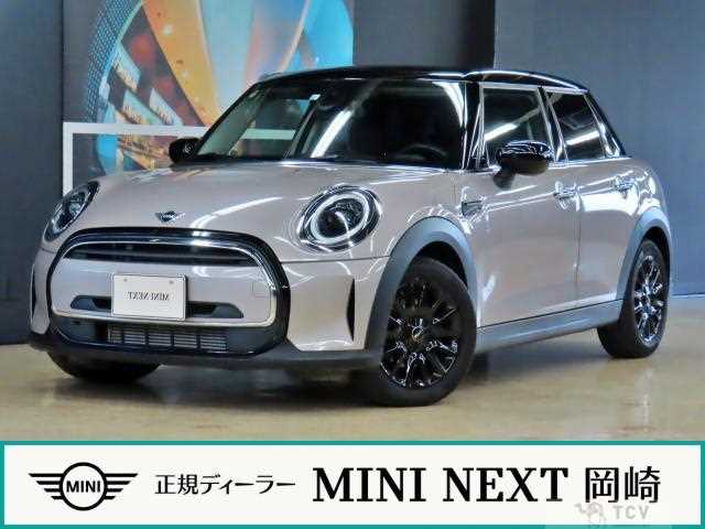 2022 BMW MINI