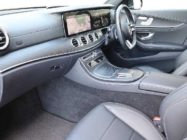 Mercedes-Benz E-Class 2023 — фото 3 купить в Москве