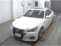 2015 Toyota Crown Hybrid