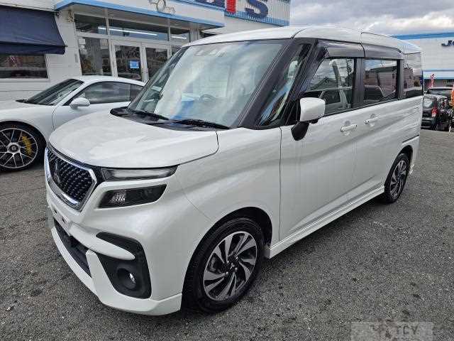 2021 Mitsubishi Mitsubishi Others