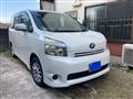2008 Toyota Voxy