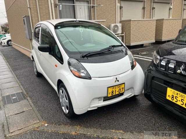 2009 Mitsubishi i