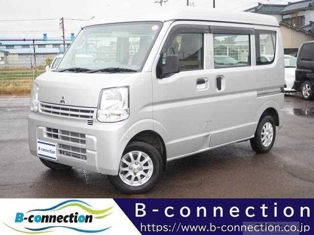 2016 Mitsubishi Minicab Van