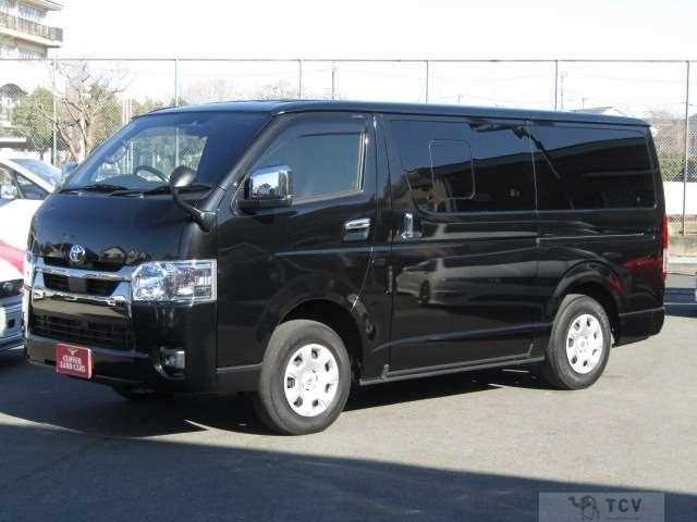 2022 Toyota Hiace Van
