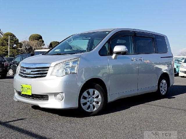 2013 Toyota Noah