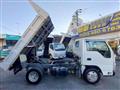 2011 Isuzu Elf Truck