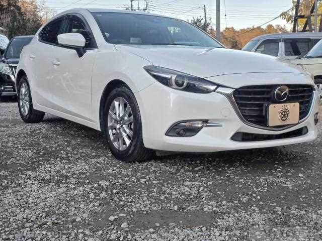 2017 Mazda Axela