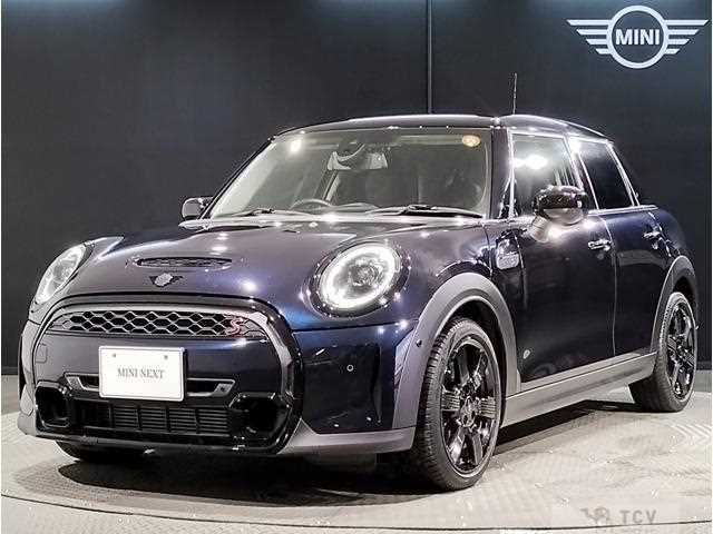 2022 BMW MINI