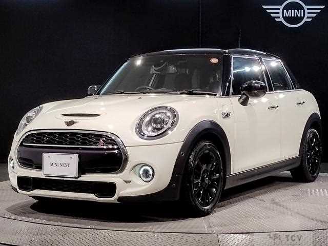 2021 BMW MINI