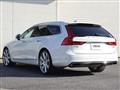 2017 Volvo V90
