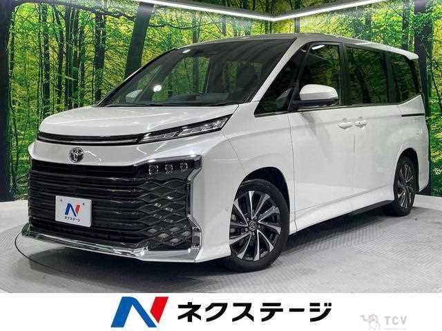 2022 Toyota Voxy
