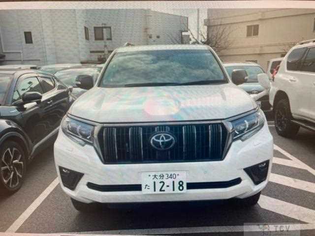 2020 Toyota Land Cruiser Prado