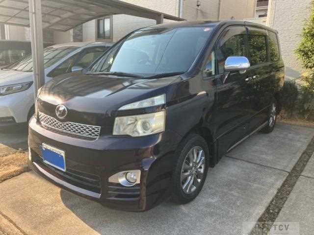 2012 Toyota Voxy