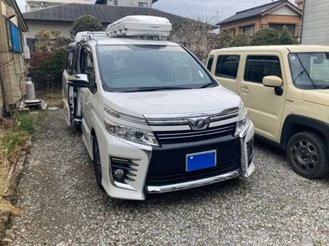 2015 Toyota Voxy