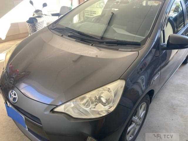 2013 Toyota AQUA