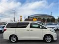 2011 Toyota Alphard G