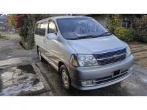 2000 Toyota Granvia