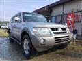 2005 Mitsubishi Pajero