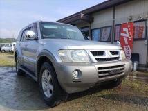 2005 Mitsubishi Pajero