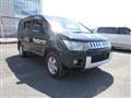 2010 Mitsubishi Delica D5
