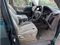 2002 Mitsubishi Pajero