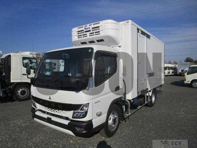 2025 Mitsubishi Fuso Canter