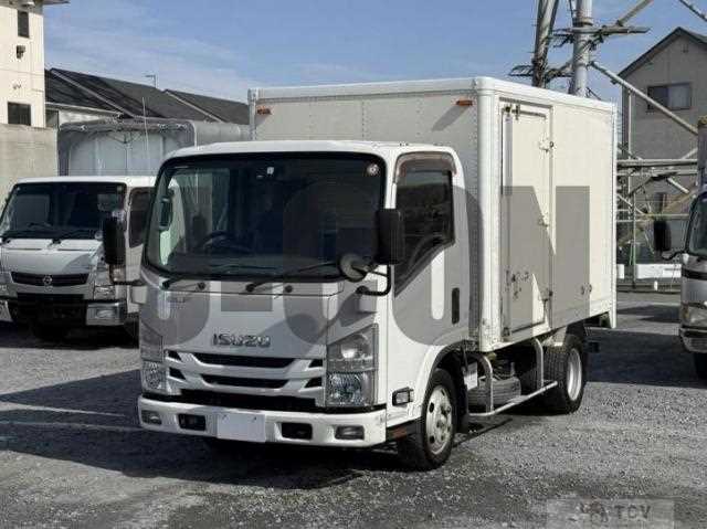 2018 Isuzu Elf Truck